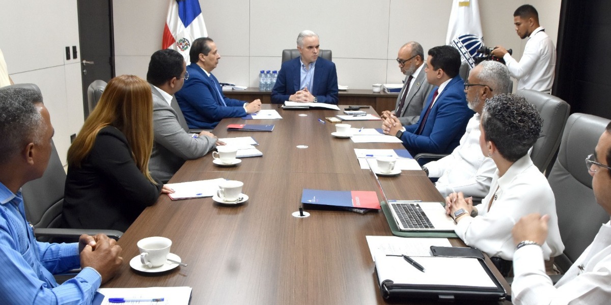MINERD instala el Consejo Directivo del INABIE para fortalecer supervisión y gestión del bienestar estudiantil